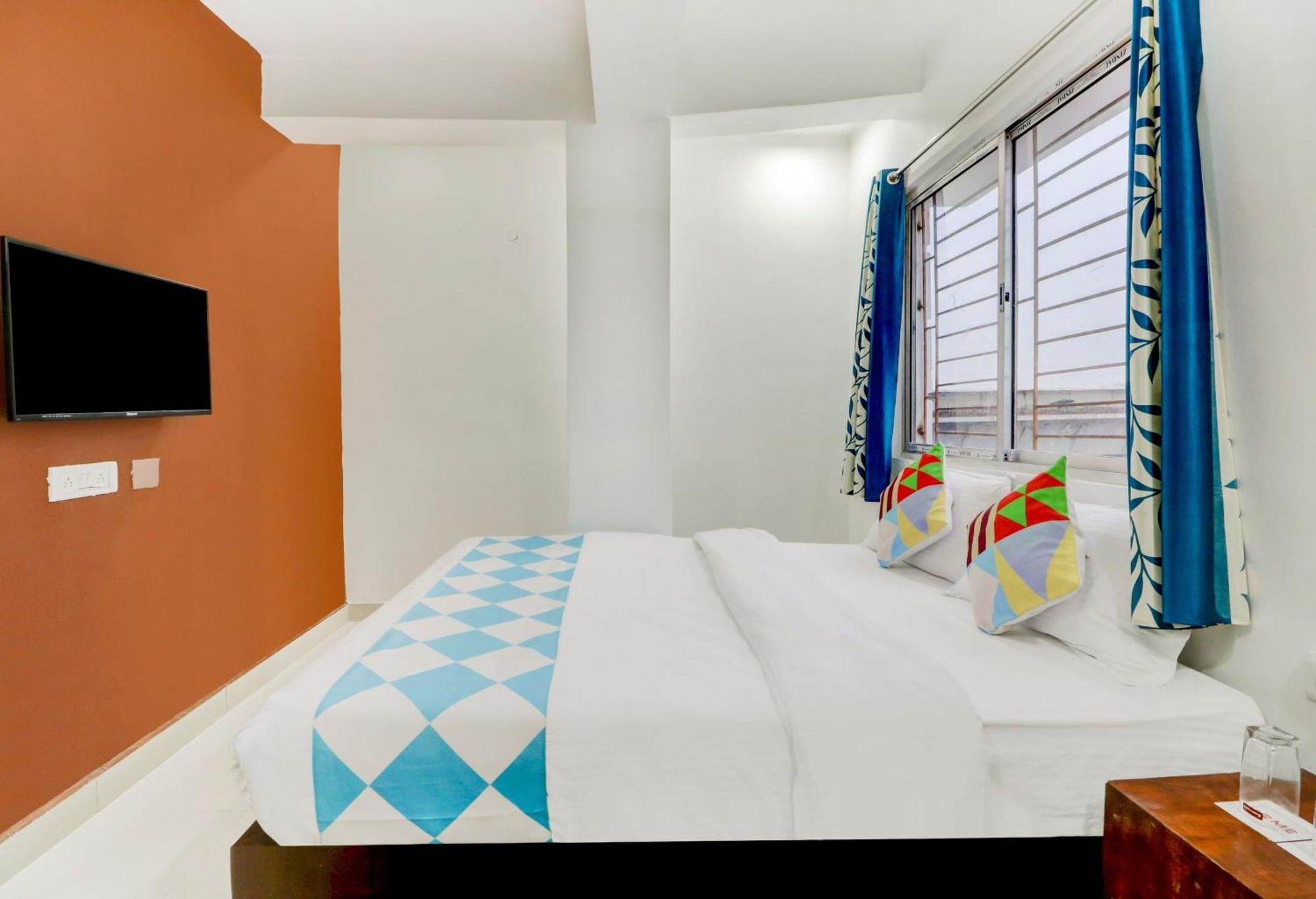 โอโย แฟล็กชิป 74641 ดีไลท์ฟูล สเตย์ เอ็ม บายพาส Hotel โกลกาตา ภายนอก รูปภาพ