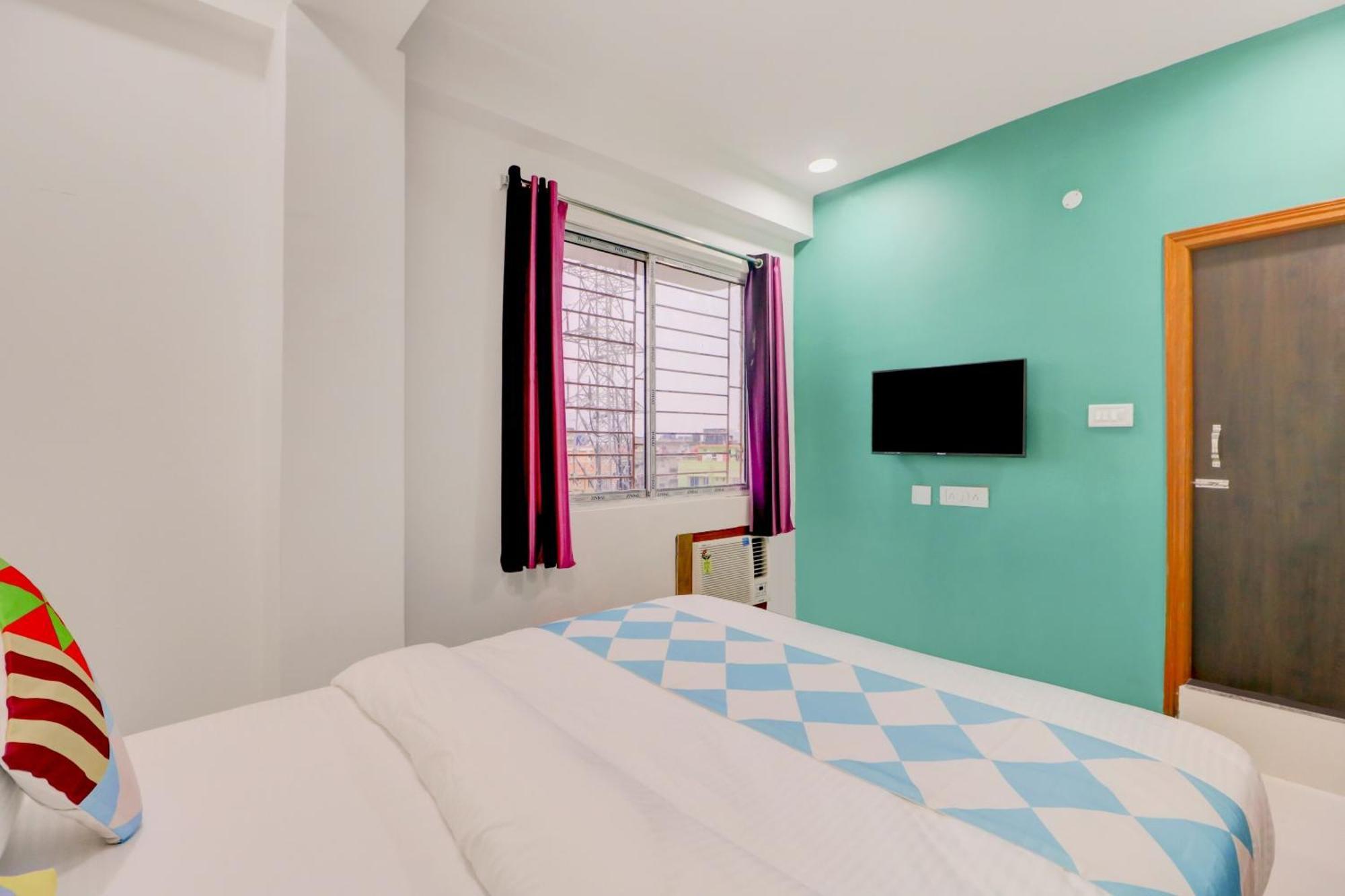 โอโย แฟล็กชิป 74641 ดีไลท์ฟูล สเตย์ เอ็ม บายพาส Hotel โกลกาตา ภายนอก รูปภาพ
