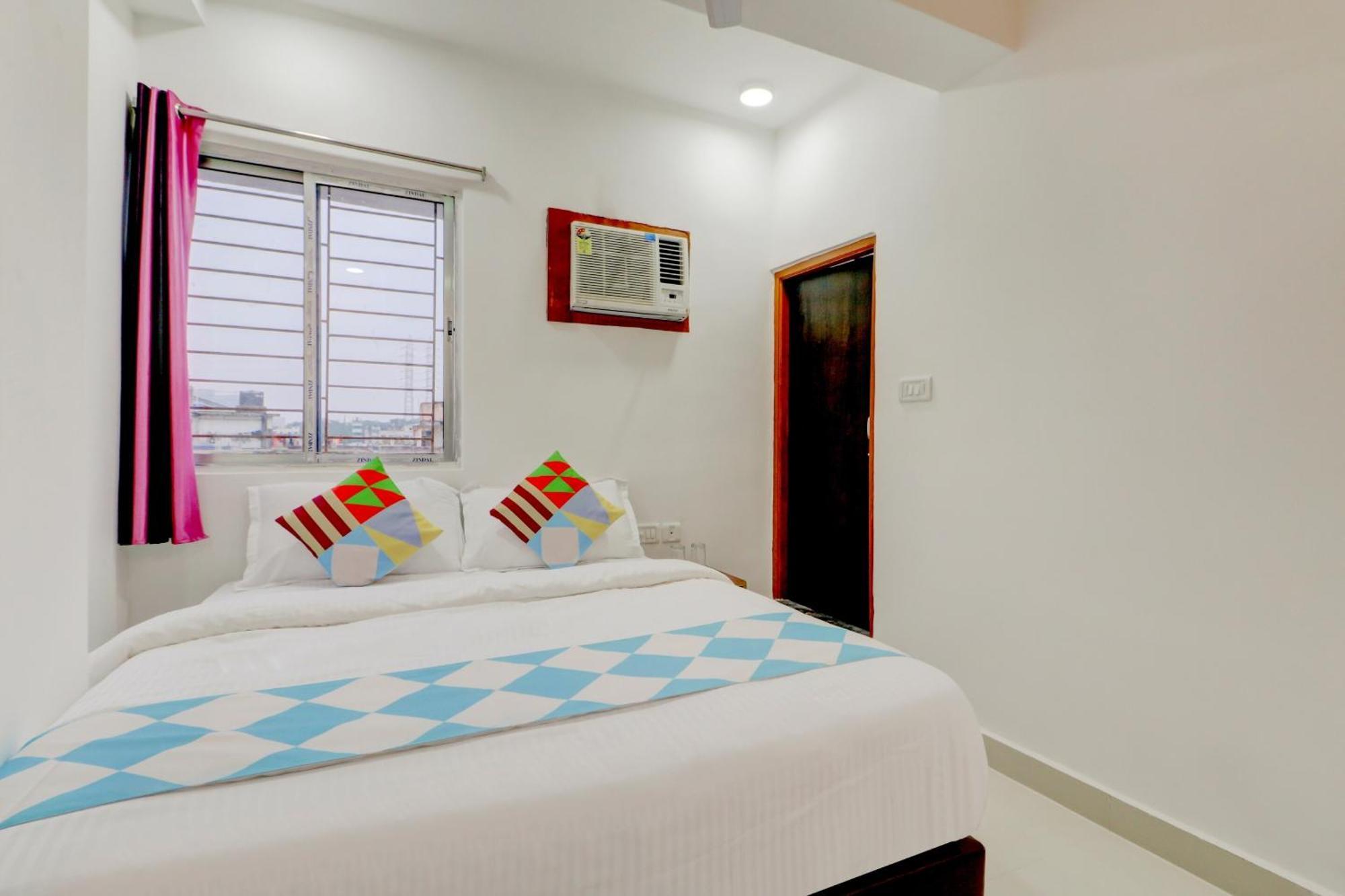 โอโย แฟล็กชิป 74641 ดีไลท์ฟูล สเตย์ เอ็ม บายพาส Hotel โกลกาตา ภายนอก รูปภาพ